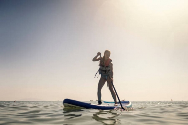 Renta de SUP biplaza en la playa del Poetto 4 horas