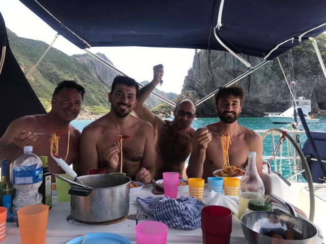 almuerzo todos juntos