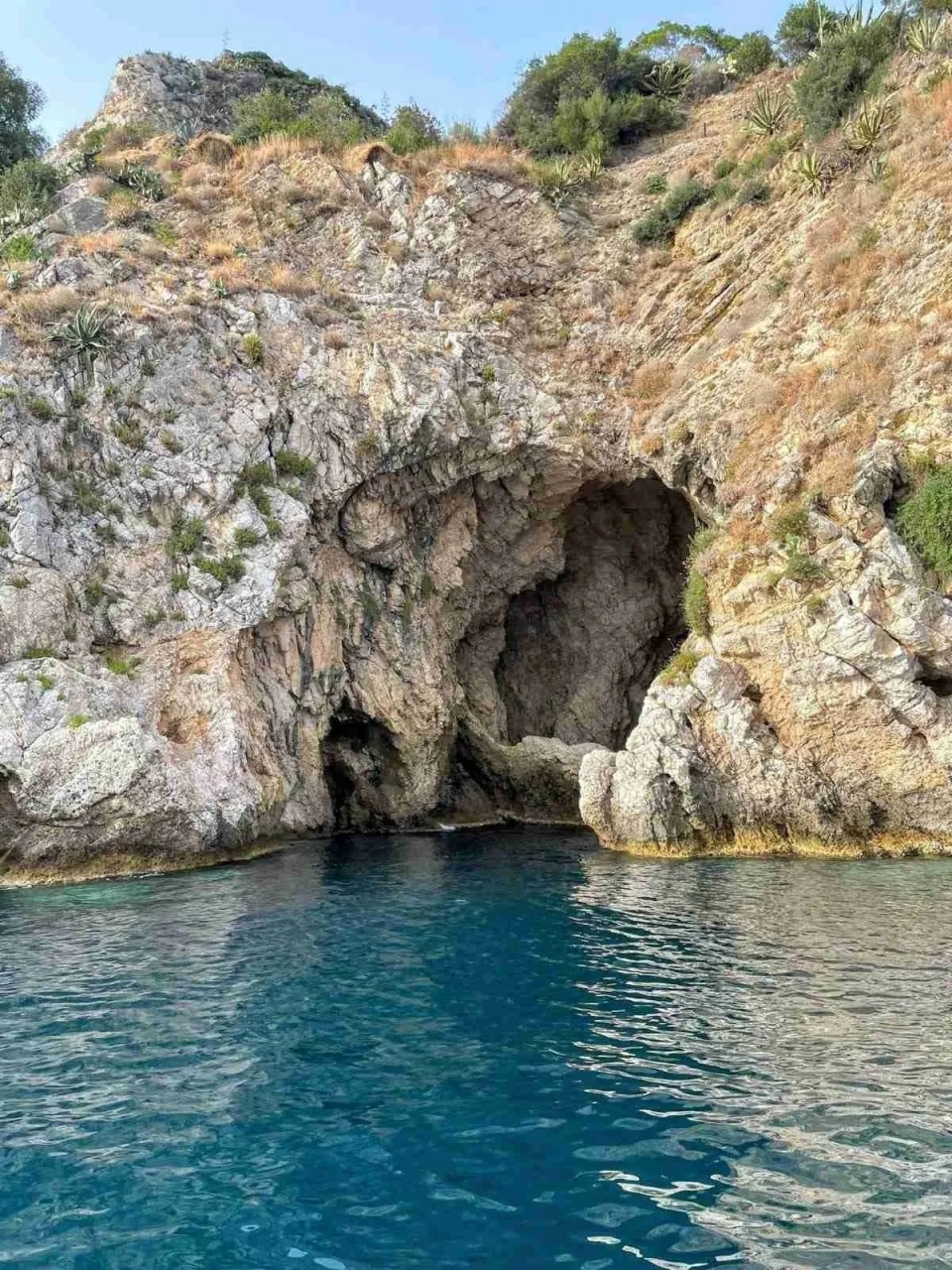  Mar y cuevas