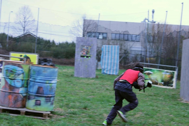  Jugar al paintball