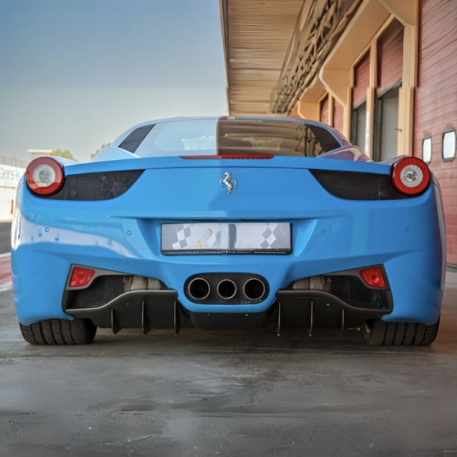  Ferrari 458 1 