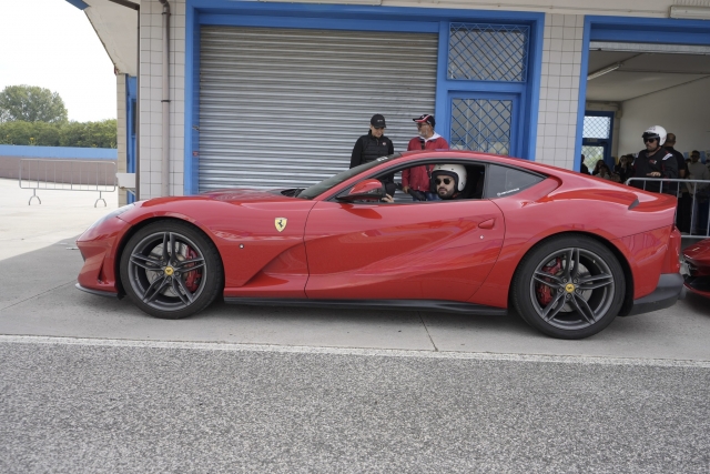 2 vueltas con Ferrari 458 Autodromo Valle dei Templi