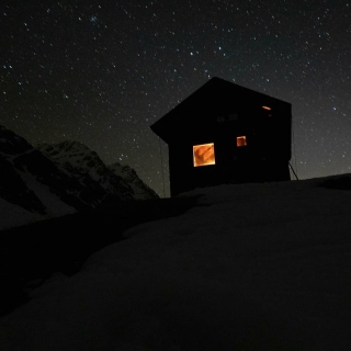 Raquetas de nieve nocturnas en Val di Susa 3H