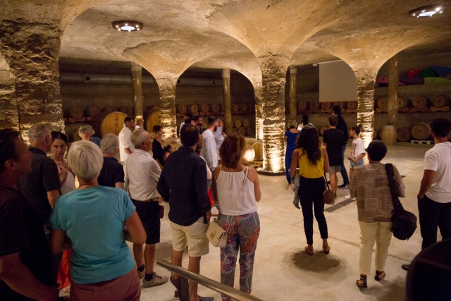  Duranle una degustación 
