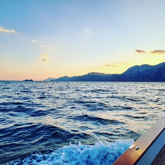  En barco hacia Positano