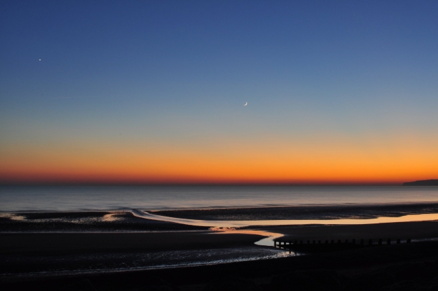 Puesta de sol sobre el mar