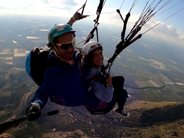  Parapenle en los cielos romanos