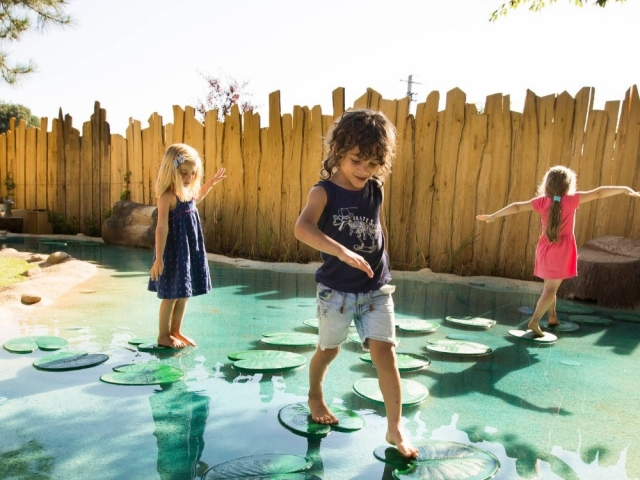 Jugar en el agua en Leolandia 