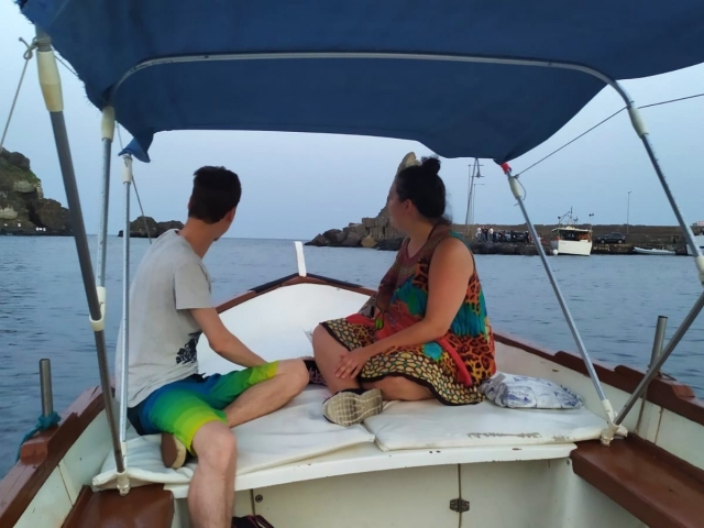  Paseo en barco por las Islas Cíclopes