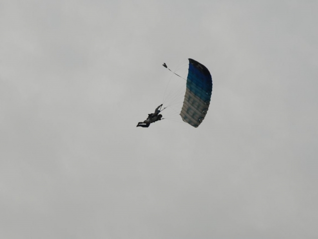  En las nubes con un paracaídas 