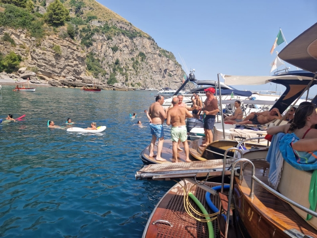  Parada en la Gruta Blanca