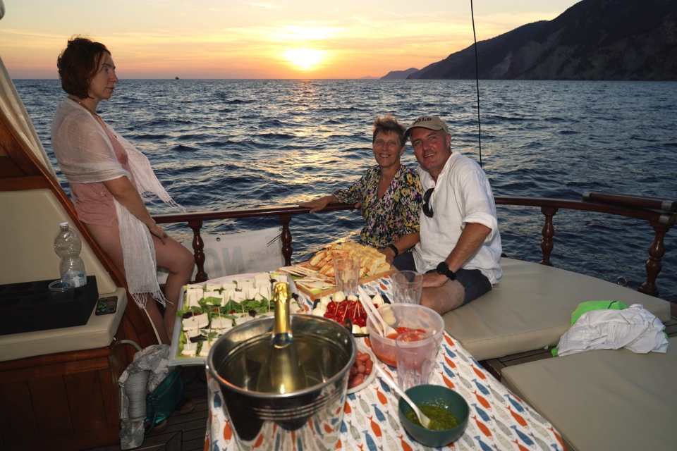  Momentos románticos en un barco 