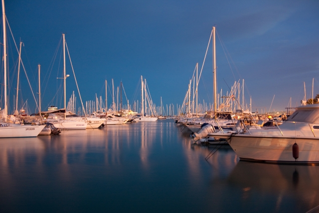  Barcos en el puerto 