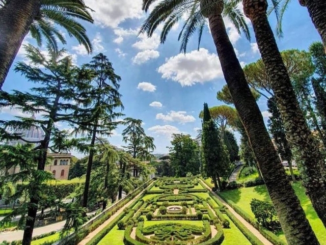  Jardines Vaticanos 