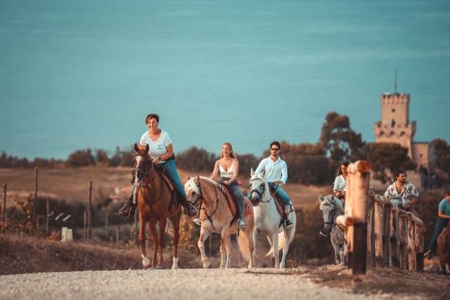  Paseo a caballo en Abruzos 