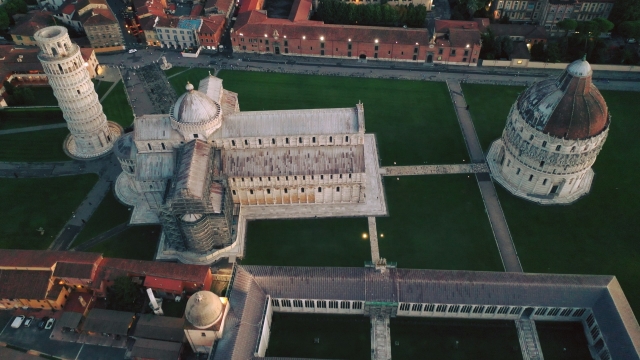  Piazza del Duomo de Pisa 