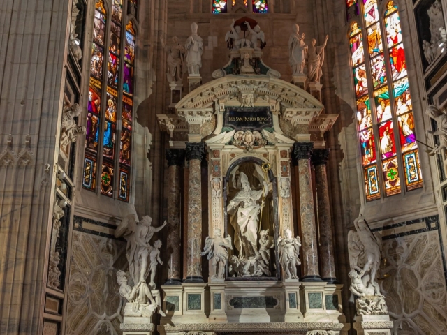  El interior del Duomo 