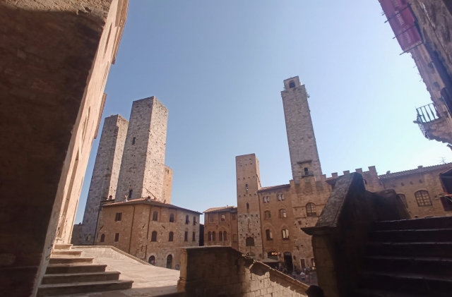  Piazza del Duomo