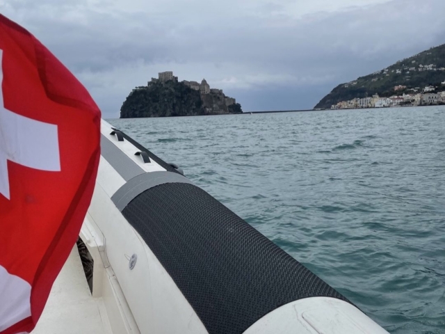  En barco hacia Ischia