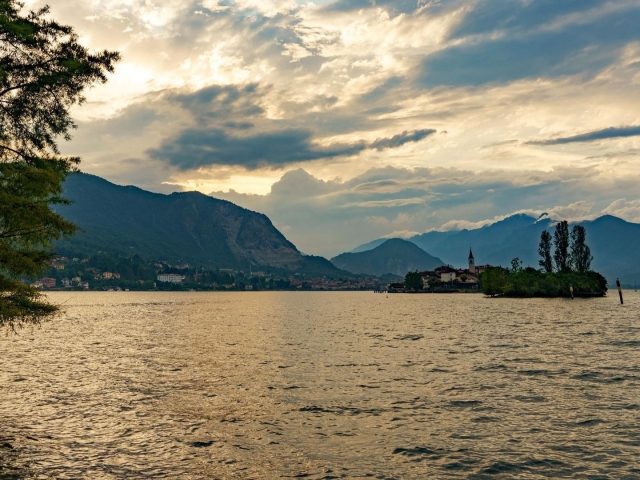  Vista de las Islas Borromeas 