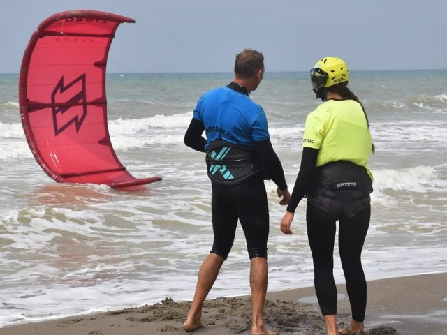  Lección privada de kitesurf kitesurf