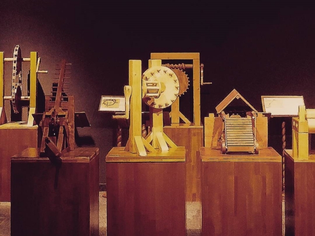  Exposición 