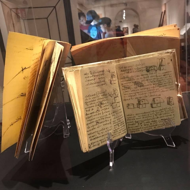 Libros antiguos 