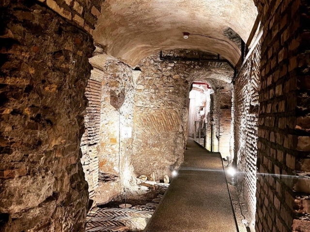  Subterráneo de Piazza Navona 