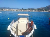 Paseo en barco por la Bahía de Taormina 2h