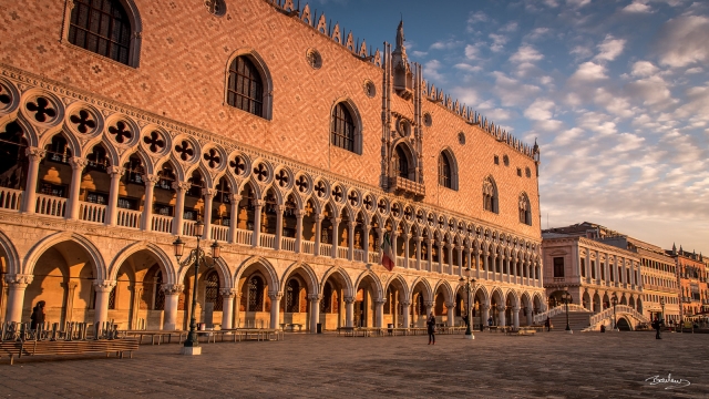 Palacio al atardecer 
