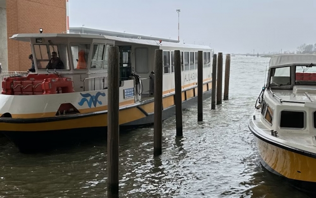  Barco 