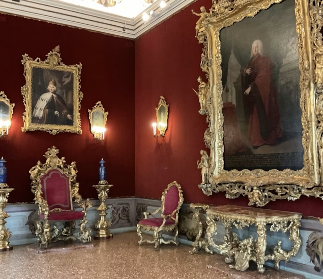  Interior Ca'Rezzonico 