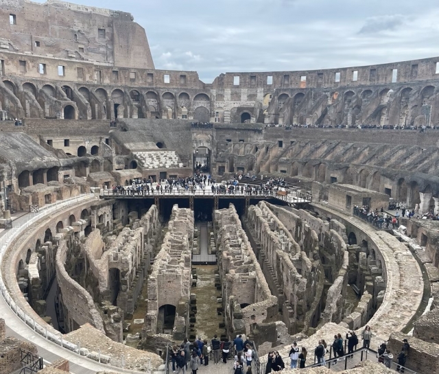  Interior Coliseo 