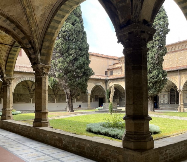  Claustro de los Muertos 