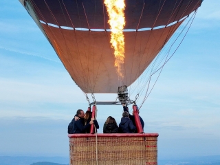 Vuelo privado en globo aerostático en el lago Garda, 1h