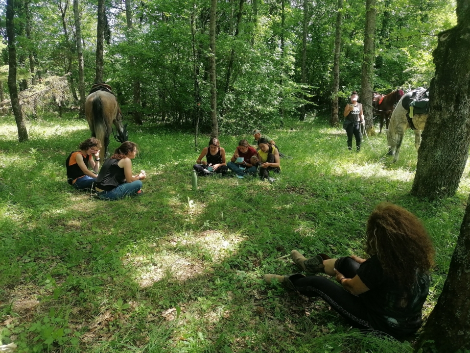 Pausa para avituallarse   Pausa para avituallarse