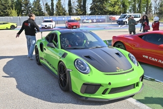 1.ª vuelta Porsche 911 GT3RS Autódromo Pista Salentina
