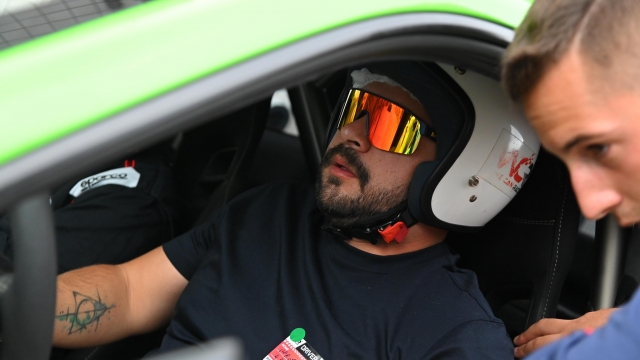  Concentración previa a la salida 