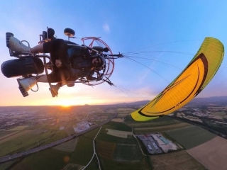 Vuelo en paramotor biplaza sobre el río Tíber 20 min