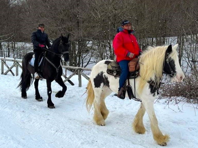 Actividades nevadas en el lago Maulazzo 