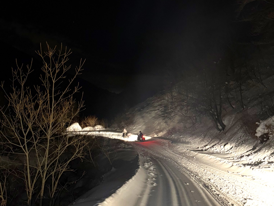  Excursión nocturna en moto de nieve 