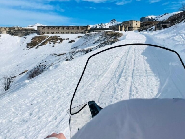  Descubriendo la historia por los senderos nevados