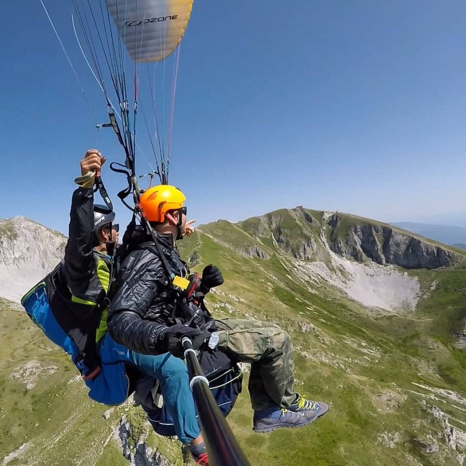  Inmortalizando recuerdos inolvidables en parapente 