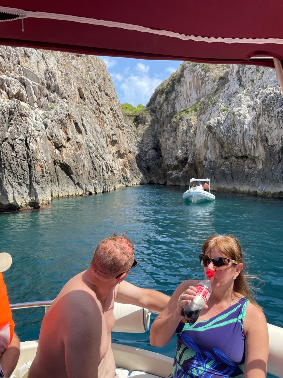  Refrescándose a bordo 