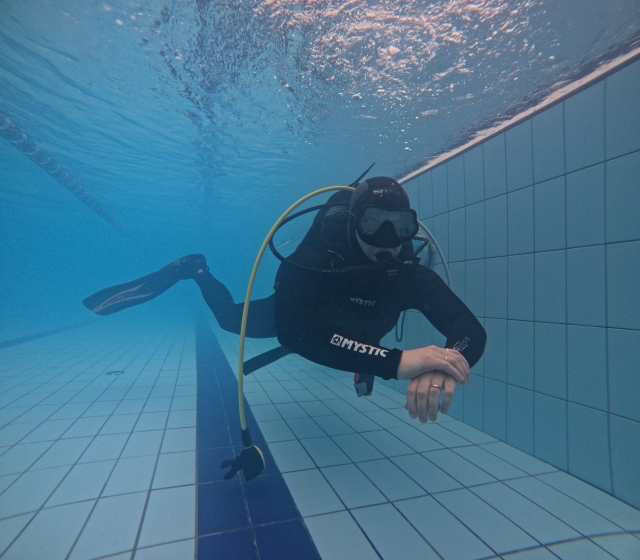  Primeras lecciones en la alberca 