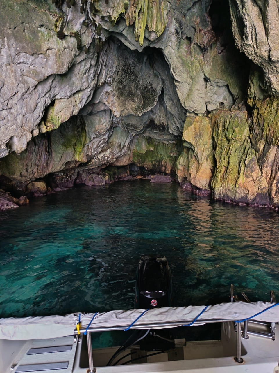 Gruta de las estalactitas 