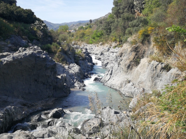  Las rocas de las gargantas 