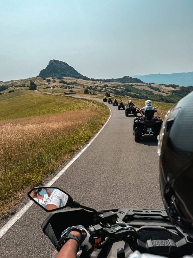 Excursión en cuatrimoto de medio día por Val Luretta