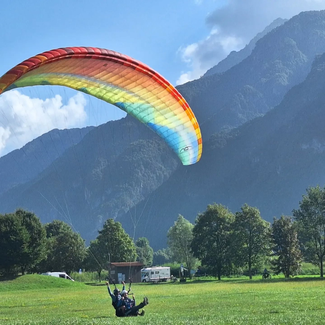  Vuelo en parapente biplaza desde Monte Alpo 