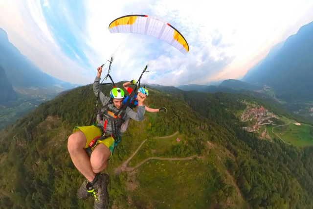  Vuelo en parapente desde Monte Alpo